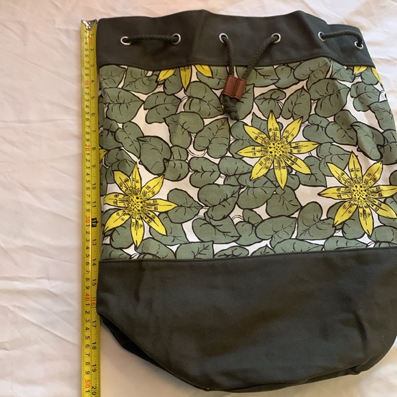 JW Anderson x Uniqlo Shoulder Bag - Picture 9 of 10